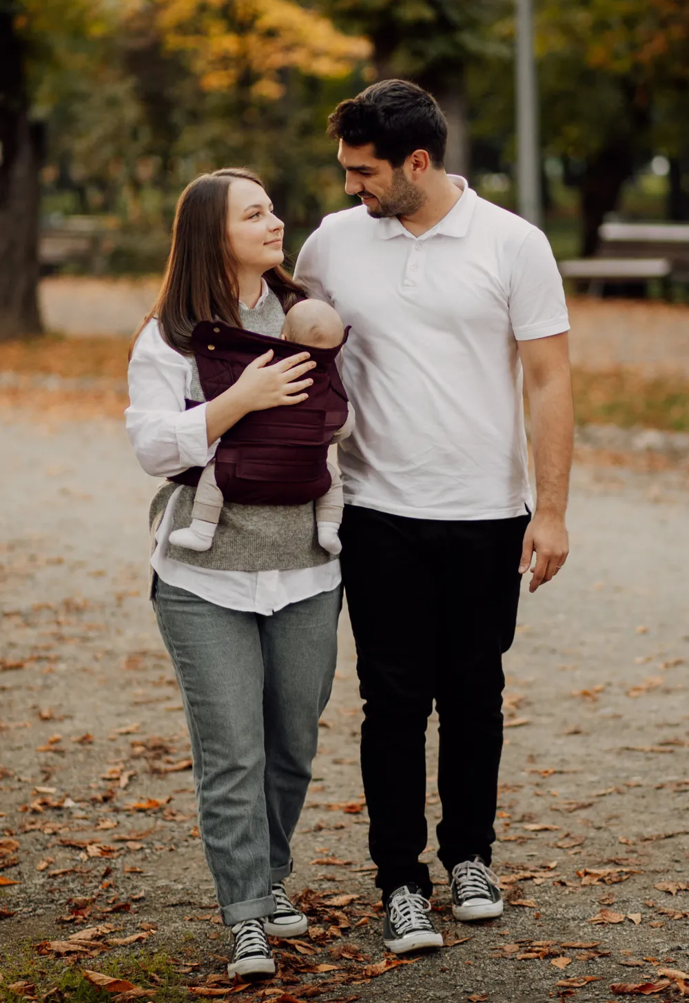 Marsupi Classic 2 Babytrage Berry – Produktfoto Vorderansicht auf weißem Hintergrund