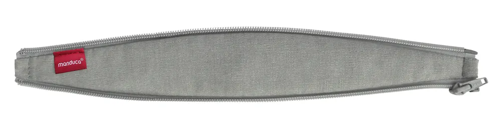 Close up von der manduca XT Zipin